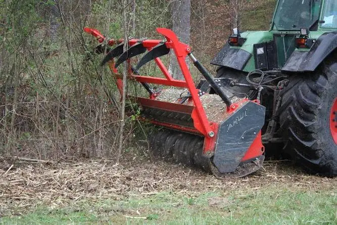 Лесной мульчер для трактора PRINOTH Купить лесной мульчер для трактора PRINOTH